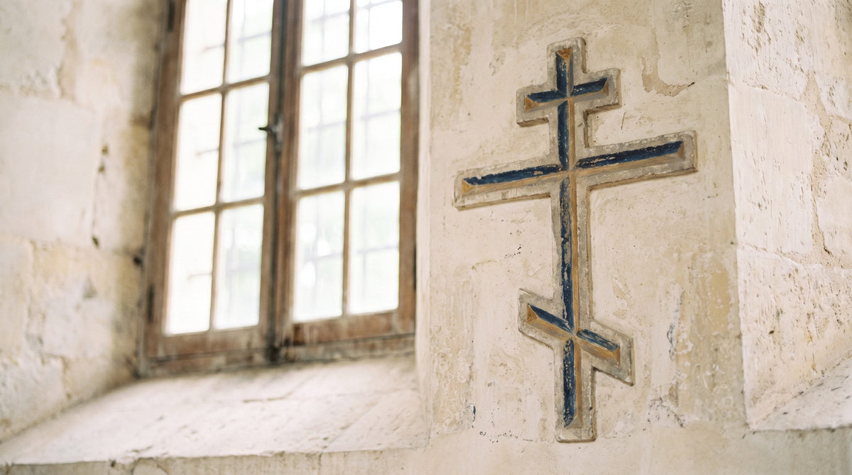 Croix orthodoxe : signification et origine