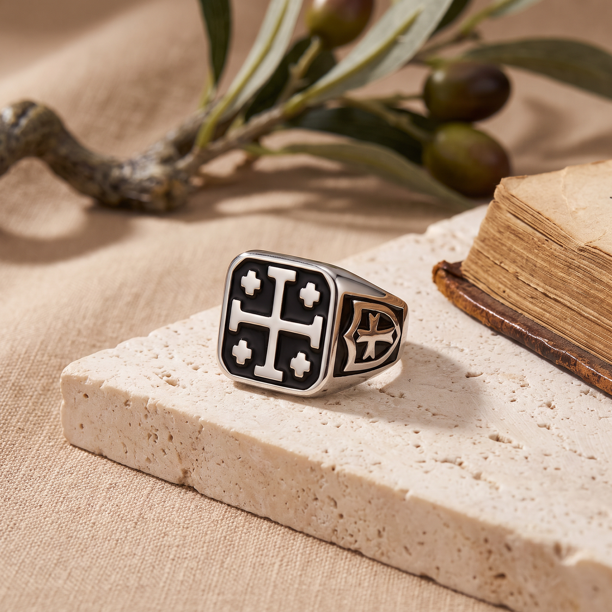 Bague croix de Jérusalem acier inoxydable argentée