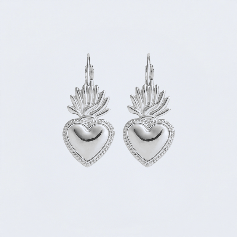 Boucles d'oreilles cœur flamme argentées