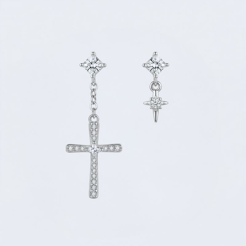Boucles d'oreilles croix asymétriques