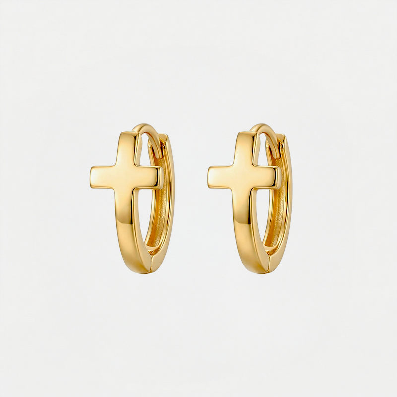Boucles d'oreilles croix chrétienne, vue de détail