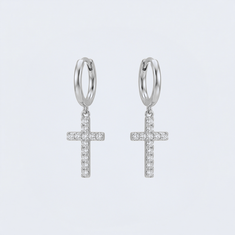 Boucles d'oreilles croix strass argentées