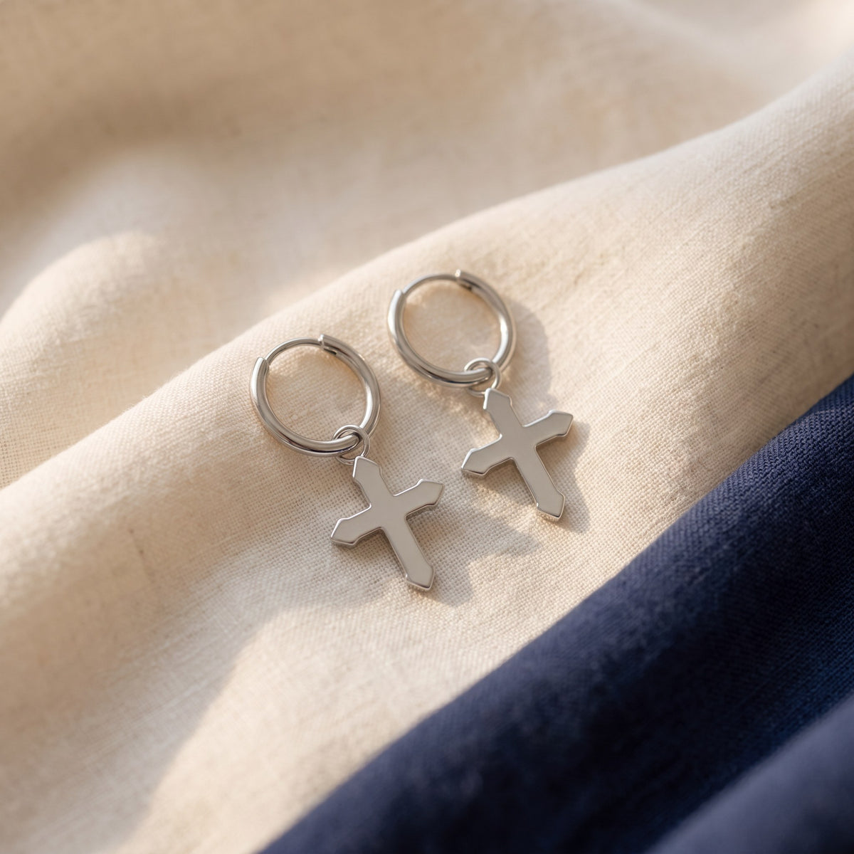 Boucles d'oreilles homme croix argent 925