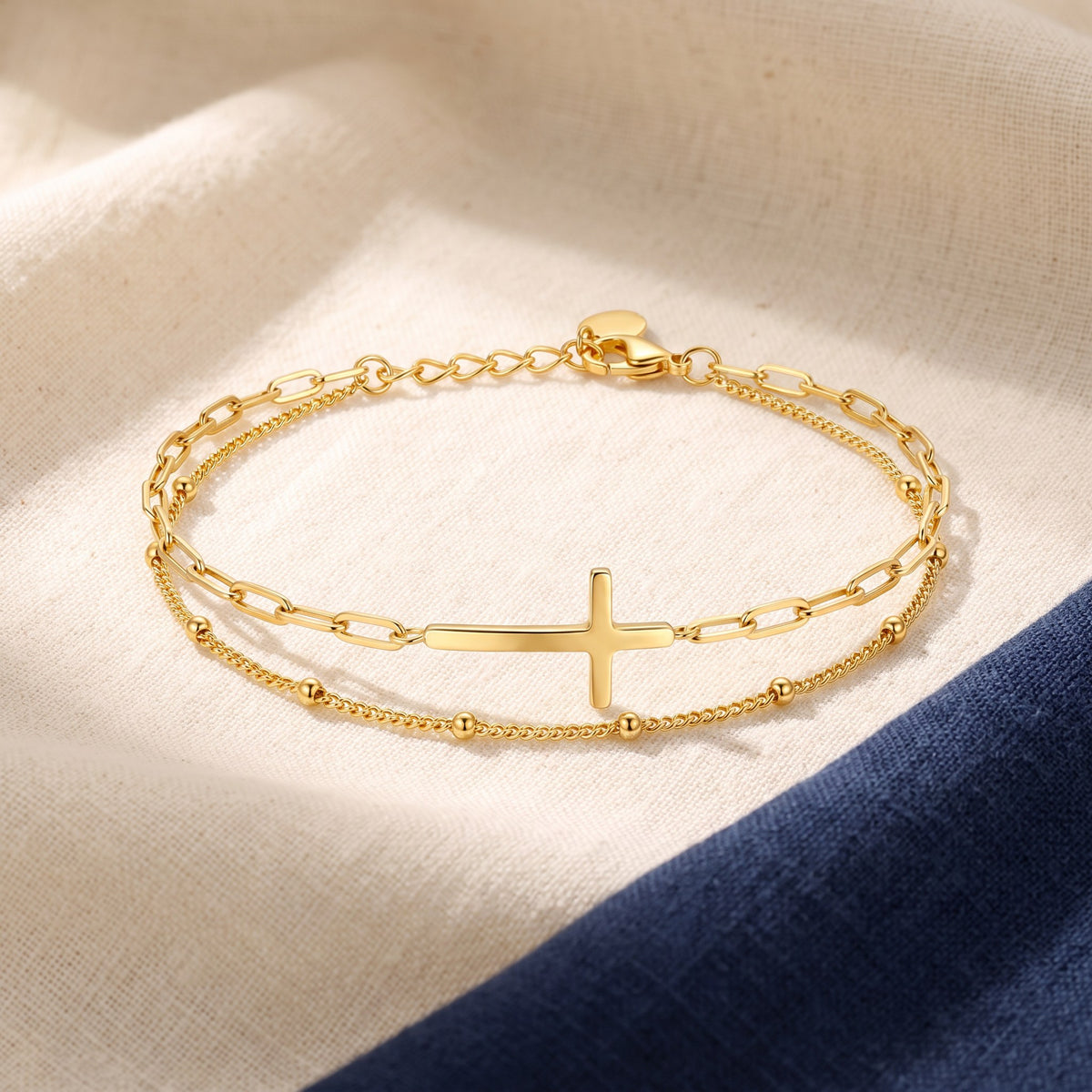 Bracelet croix de Jésus argent 925 doré