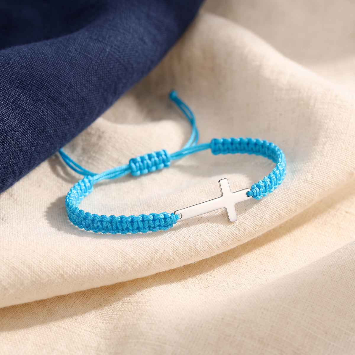 Bracelet croix enfant acier inoxydable