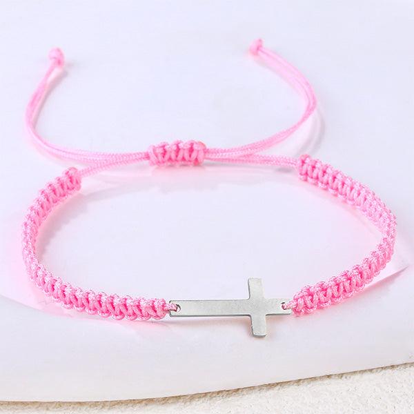 Bracelet croix enfant, vue de détail