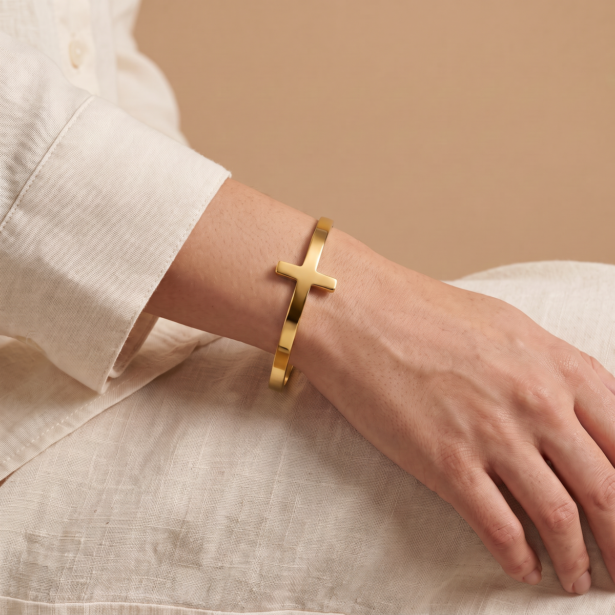 Bracelet croix jonc femme