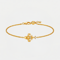 Bracelet fleur de lys, doré, sur fond blanc
