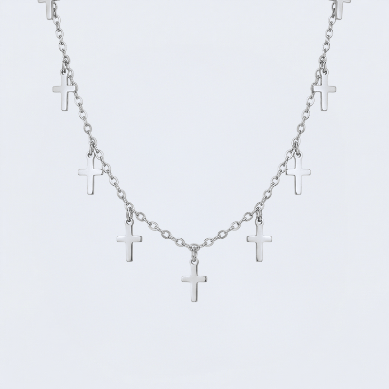 Collier à plusieurs croix