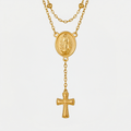 Collier chapelet croix perles, doré, sur fond blanc