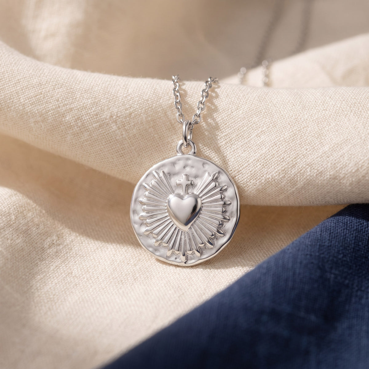 Collier Coeur Sacré acier inoxydable