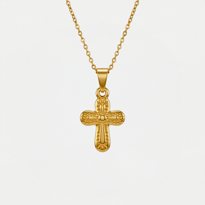 Collier croix arrondie, doré, sur fond blanc