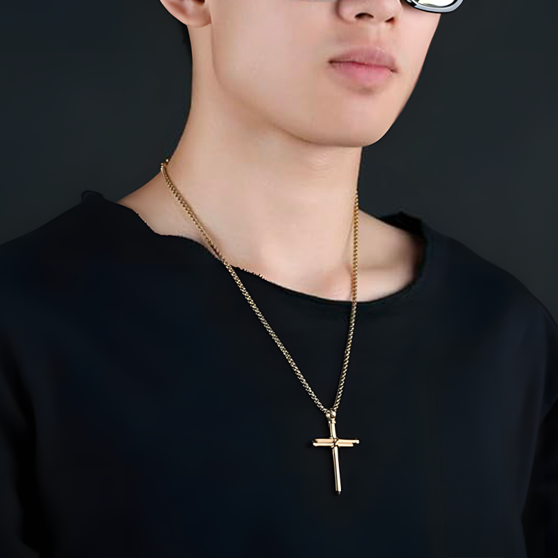 Collier_croix_clou_doree
