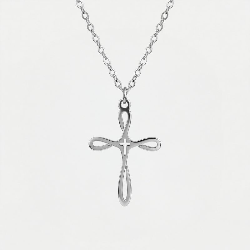 Collier croix fantaisie argentée