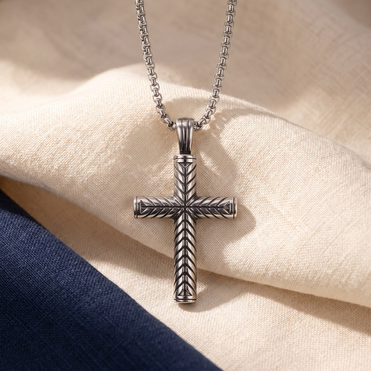 Collier croix inox homme