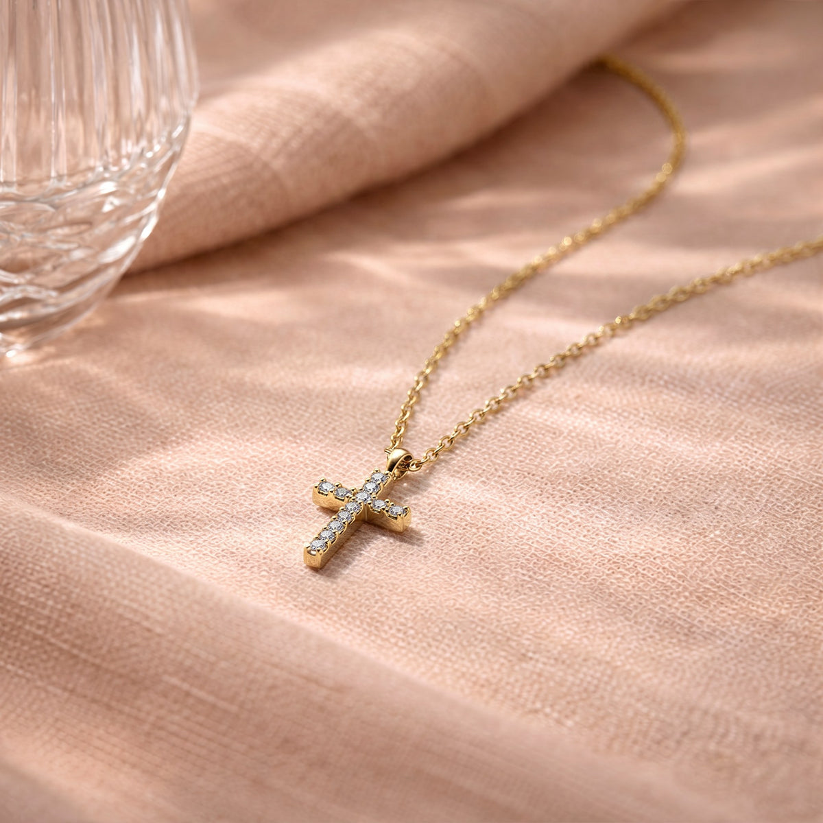 Collier croix strass inox doré
