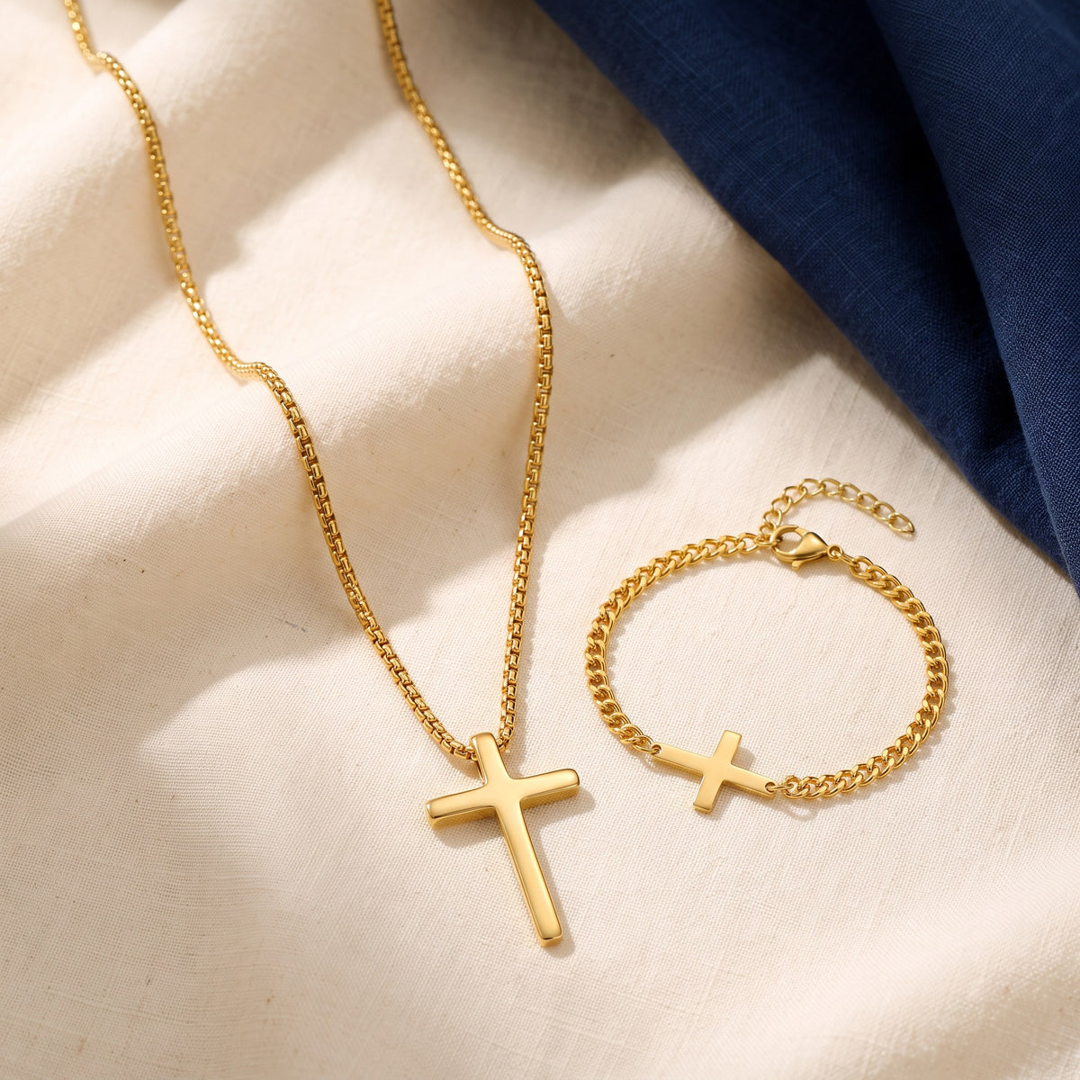 Collier et bracelet croix homme doré