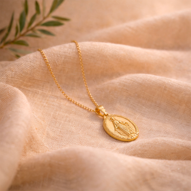 Collier Médaille Miraculeuse, vue de détail