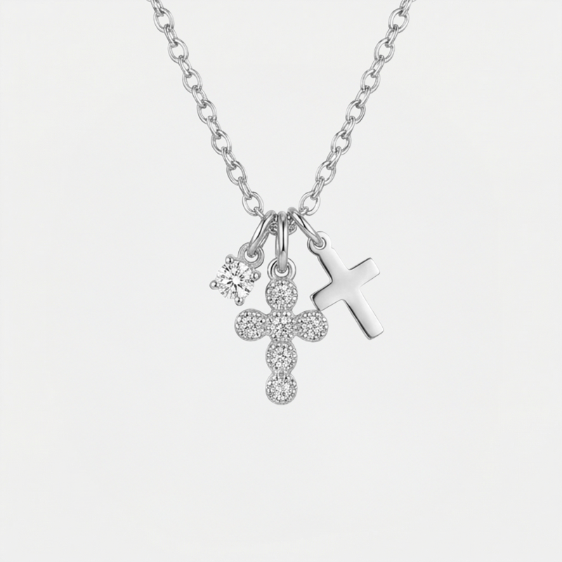 Collier croix grappe de cristaux argentée