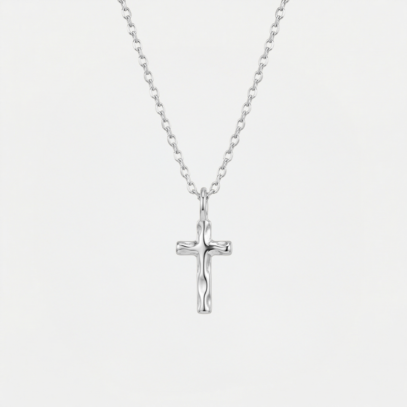 Collier petite croix argent argentée
