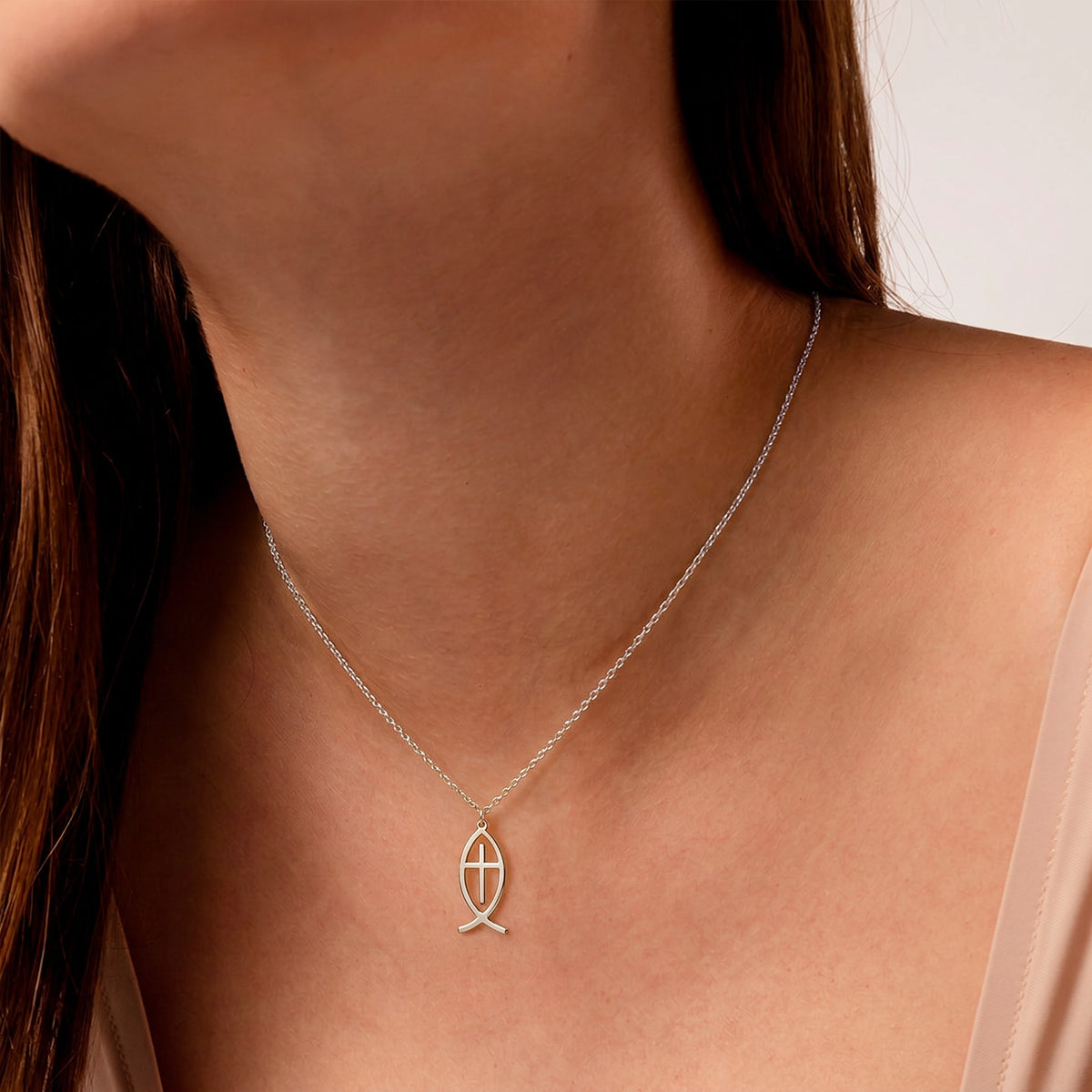 Collier sautoir croix