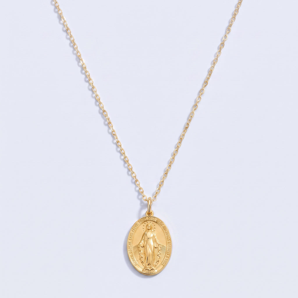 Médaille et chaîne de baptême