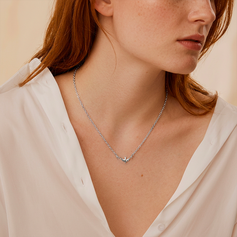 Collier colombe Saint-Esprit argentée