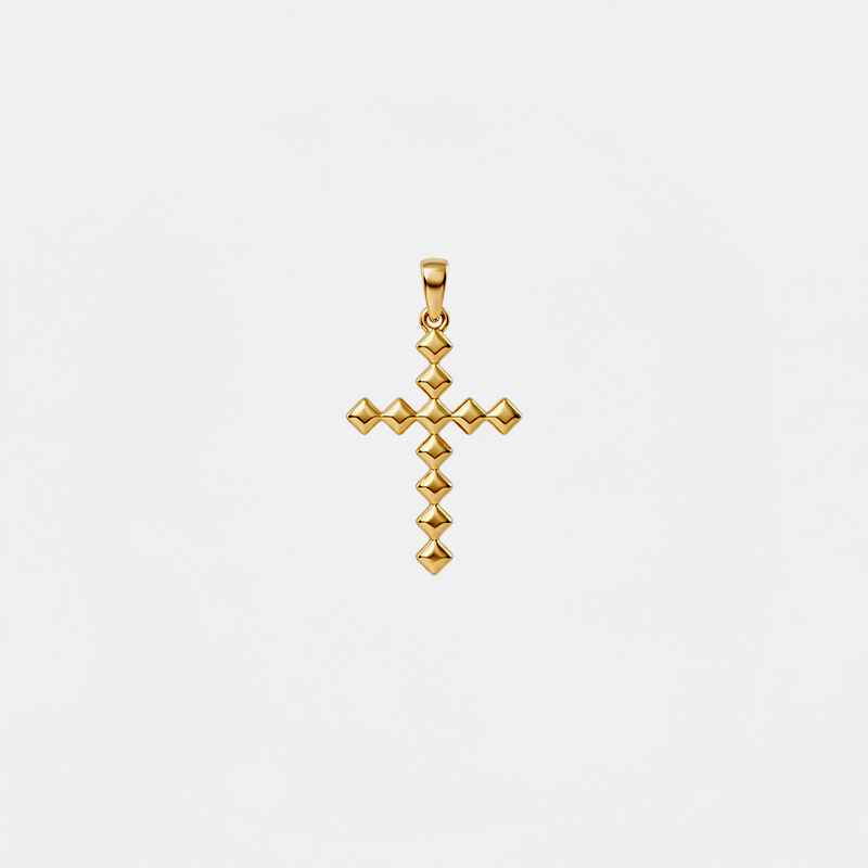 Pendentif croix femme argent, doré, sur fond blanc