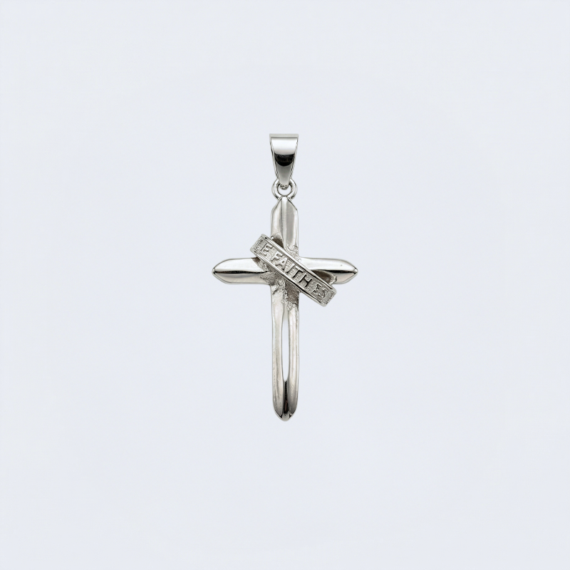 Pendentif croix religieuse