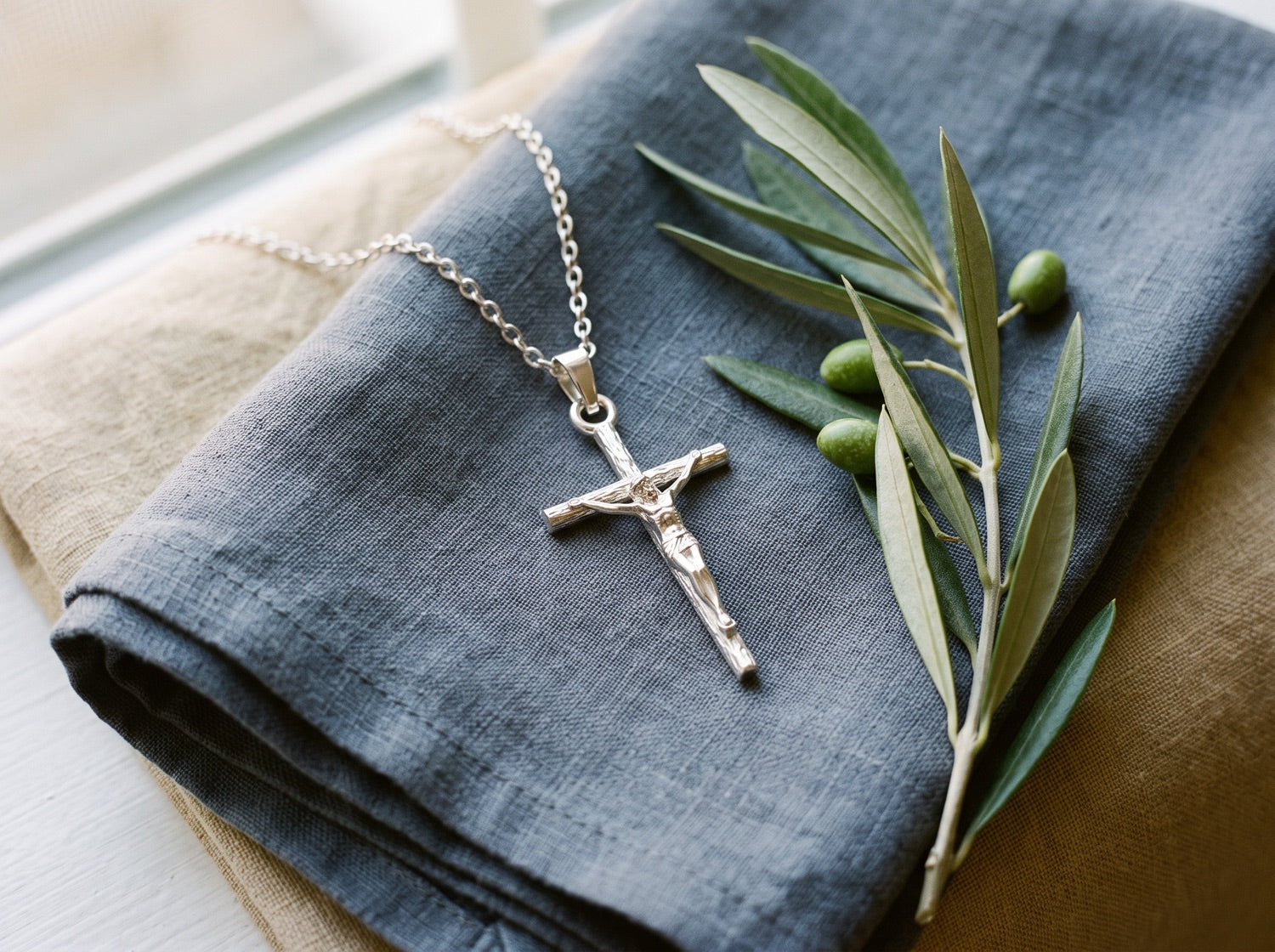 Collier croix argent